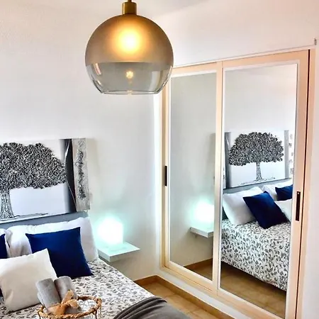 Beauty And Calm Holidays 아파트